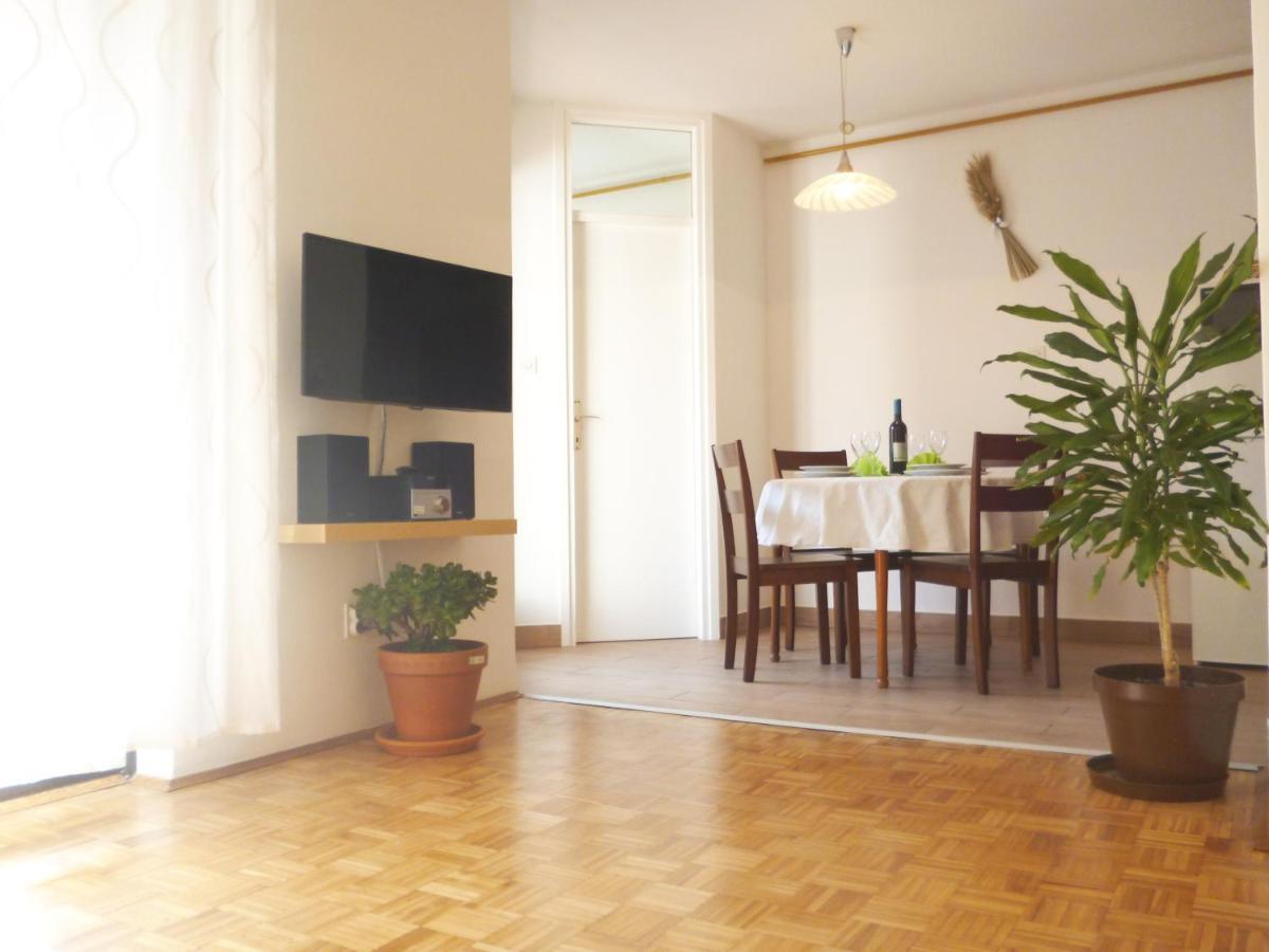 Apartment Irene プーラ エクステリア 写真